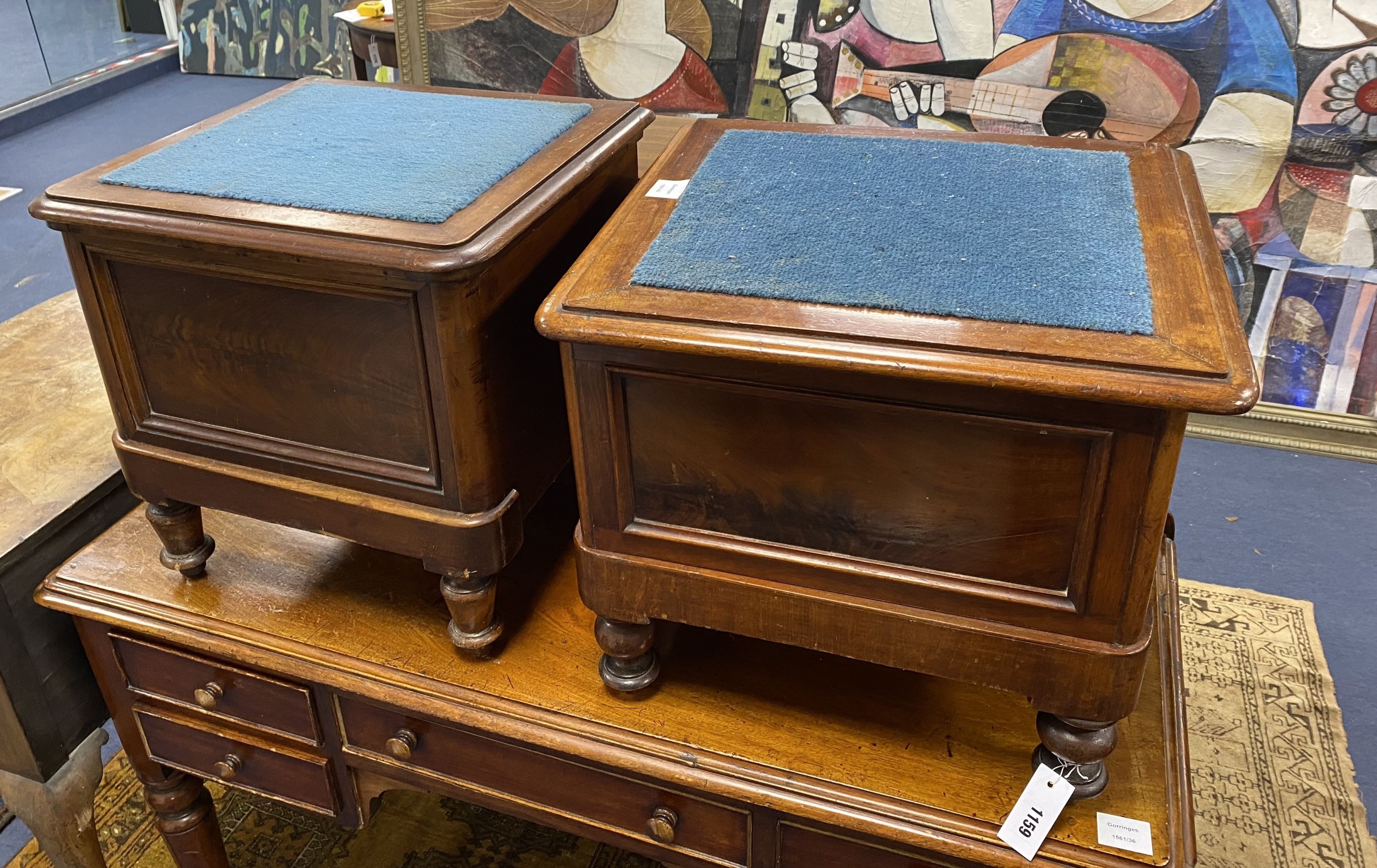 Two Victorian mahogany commodes, larger width 50cm, depth 45cm, height 42cm